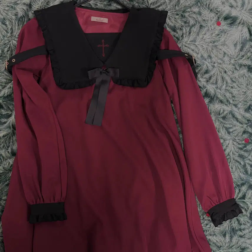 [BUNJANG] Anges Dechus Long Sleeve Dress Bordeaux / 아마벨 L'Ange Dechu 긴팔 원피스 보르도 지뢰계