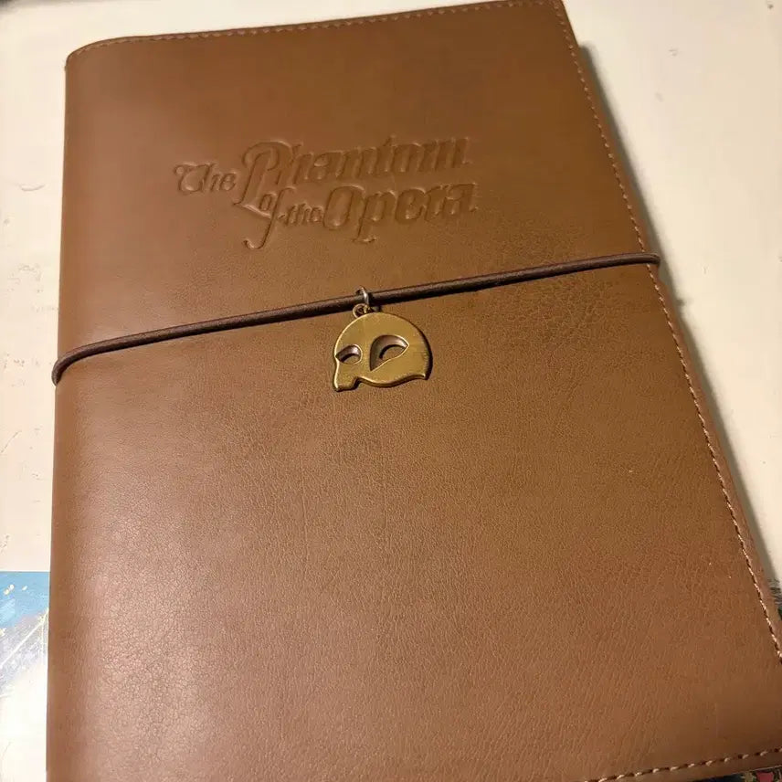 [BUNJANG] Geul-ipda Phantom of the Opera Nobile Diary Leather Journal / 글입다 오페라의 유령 가죽 저널 노빌레 다이어리 노트