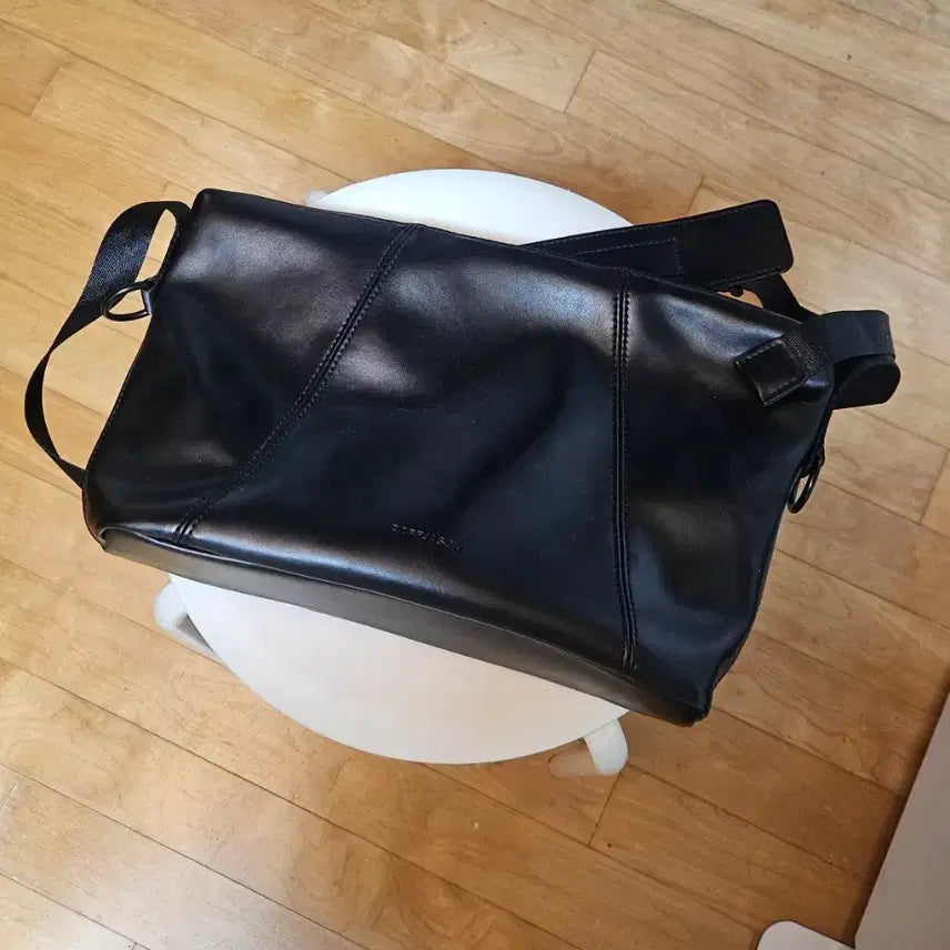 [BUNJANG] Dopejason Cowhide Small Crossbody Bag / 도프제이슨 카우하이드 스몰 크로스백