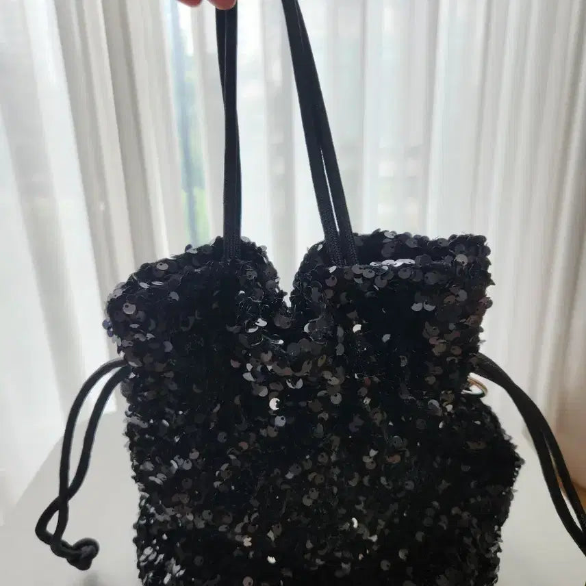 [BUNJANG] Black Sequin Crossbody Bag / 블랙 스팽글 크로스백