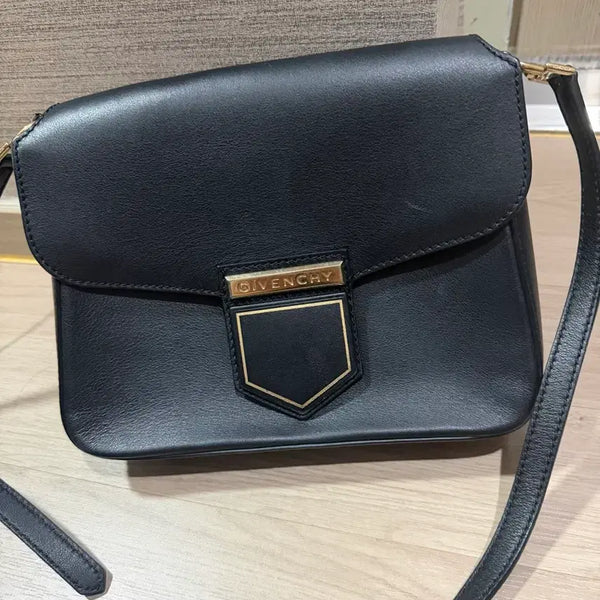 [BUNJANG] Givenchy Crossbody Bag / 지방시 크러스백