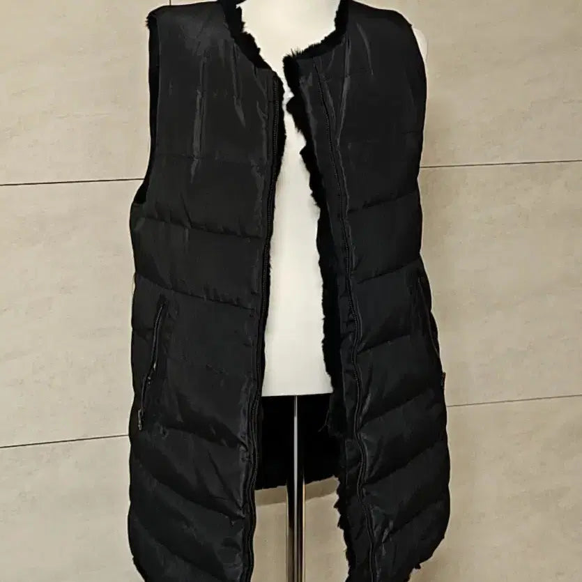 [BUNJANG] Reversible Padded Fur Vest / (옷장정리) 양면 패딩 퍼 조끼