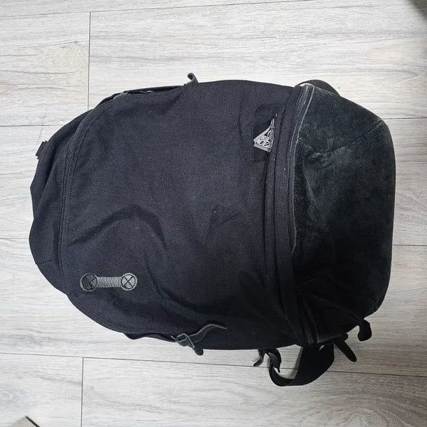 [BUNJANG] Nudebones x TBSB Urban Sports Backpack / 누드본즈 x TBSB 어반 스포츠 백팩 Nudebones x TBSB
