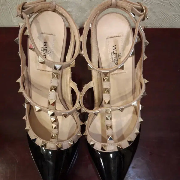 [BUNJANG] Valentino Rockstud Heels Black Beige / 발렌티노 락스터드 힐 블랙 베이지