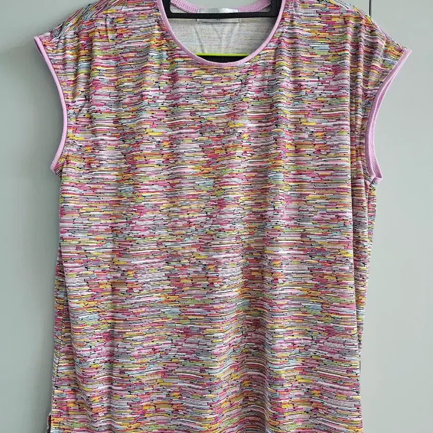[BUNJANG] MORNING Sleeveless T-shirt with Pattern / 무늬가 있는 편한 민소매 티셔츠