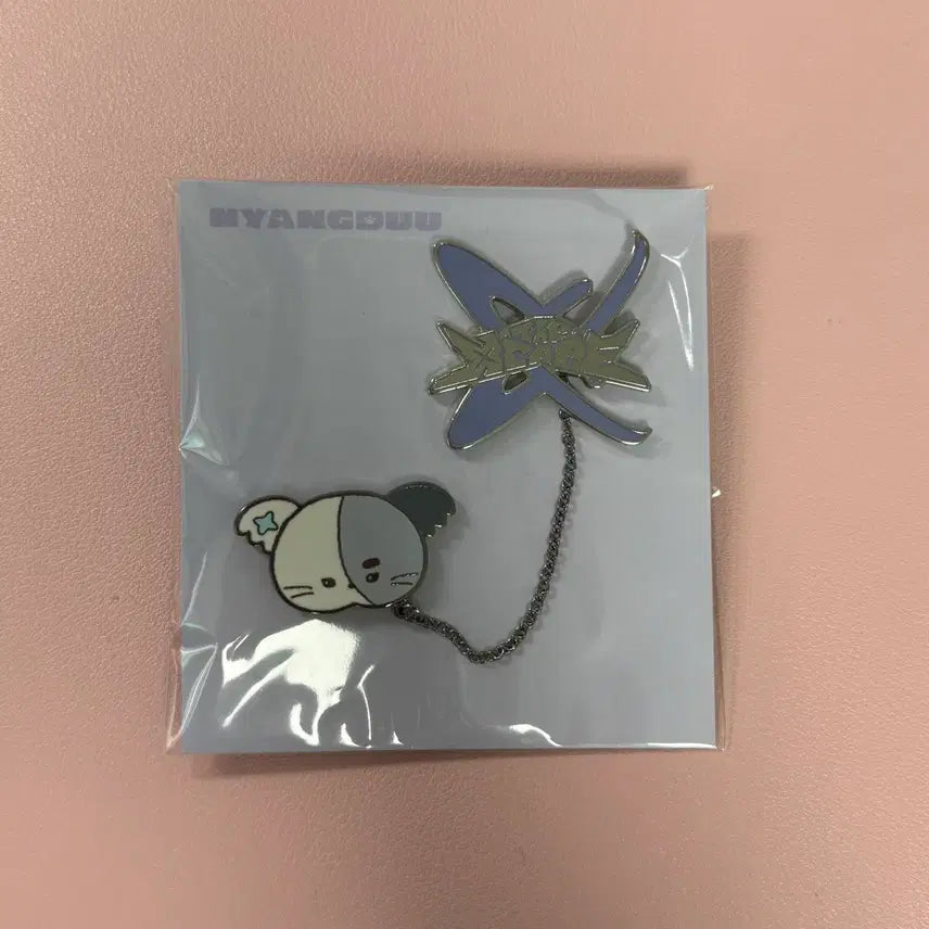 [BUNJANG] XDINARY HEROES XH Summer Concert Junsu Nyan-Doo Badge / 엑스디너리히어로즈 엑디즈 썸머콘 정수 냥듀 뱃지 양도