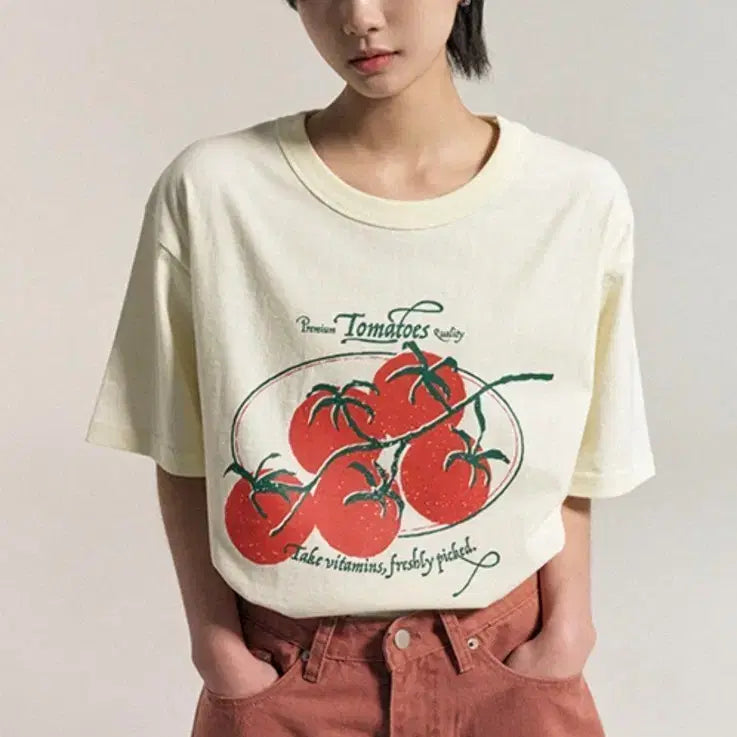 [BUNJANG] FUSHER Tomato Graphic Short Sleeve T-Shirt Butter / 퓨서 토마토 그래픽 반팔 티셔츠 버터