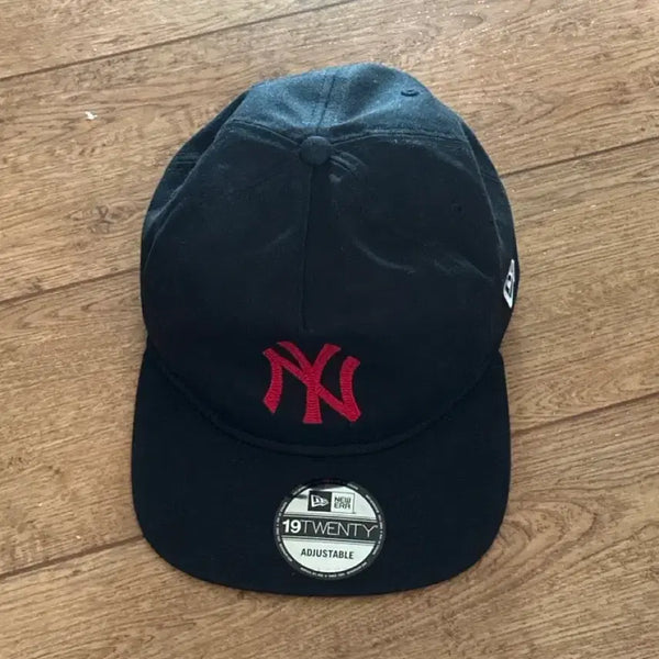 [BUNJANG] New Era Embroidery Black Snapback NY Logo / 뉴에라 임브로이더리 블랙 스냅백 NY 로고