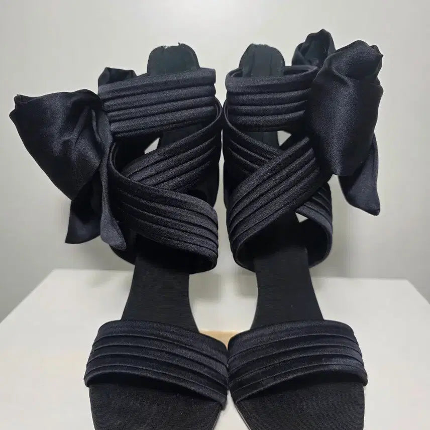 [BUNJANG] Giuseppe Zanotti Silk Strap Heeled Sandals / 쥬세페자노티 실크 스트랩 힐샌들