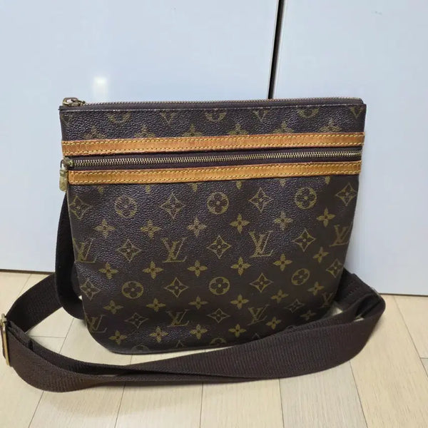 [BUNJANG] Louis Vuitton Authentic Bosphore Monogram Crossbody Bag / 루이비통 정품 보스포어 모노그램 크로스백