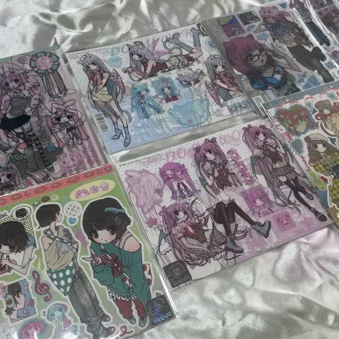 [BUNJANG] Domi World Sealed Sticker Set (24 sheets) + Masking Tape Set (2 types) / (수수료+택포) 도미월드 미개봉 스티커 24장 + 마스킹테이프 2종