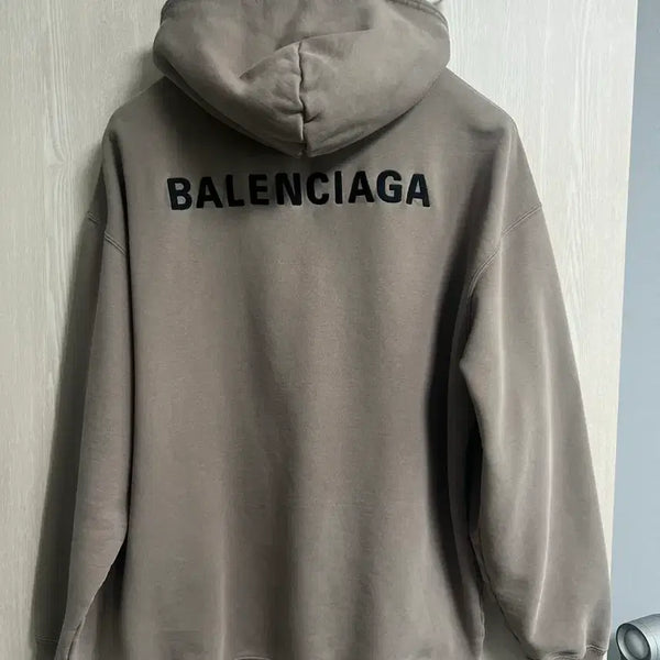 [BUNJANG] Balenciaga Back Logo Embroidered Hoodie / [극미중고,국내매장판] 발렌시아가 백로고 자수 후드
