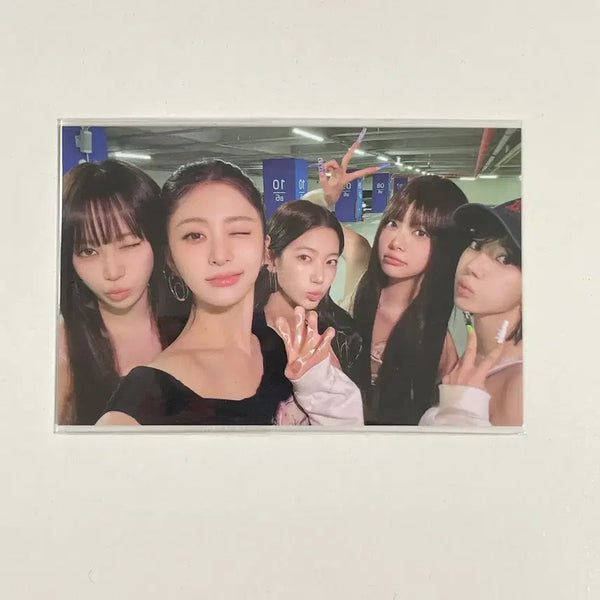 [BUNJANG] LE SSERAFIM Popup Group Photocard / RESSERAFIM 르세라핌 팝업 단체 포토카드