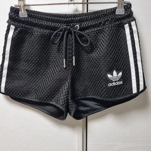 [BUNJANG] Adidas Three Stripes Shorts Black / 아디다스 삼선 쇼츠 85