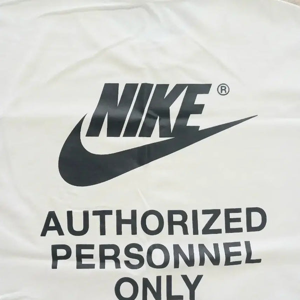[BUNJANG] Nike Authorized Personnel Only T-Shirt White XL / A급] 나이키 반팔티 매장판 티셔츠 화이트 XL 105
