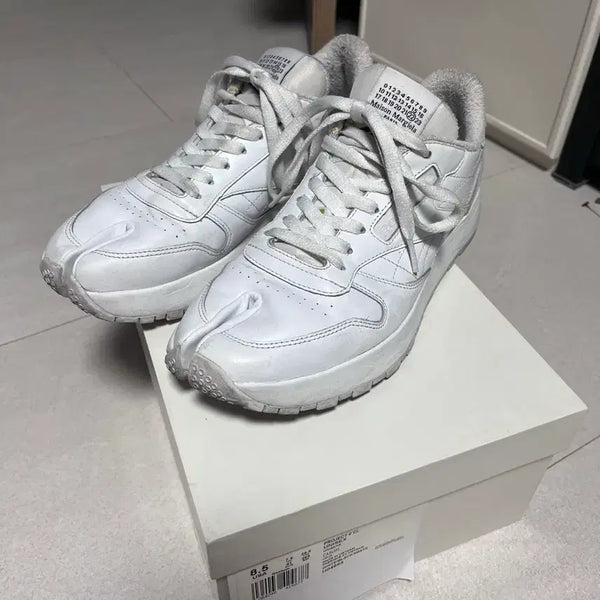 [BUNJANG] Reebok x Maison Margiela Classic Leather Tabi Sneakers (White, 265mm) / 리복X마르지엘라 클래식 레더 타비 265 팝니다