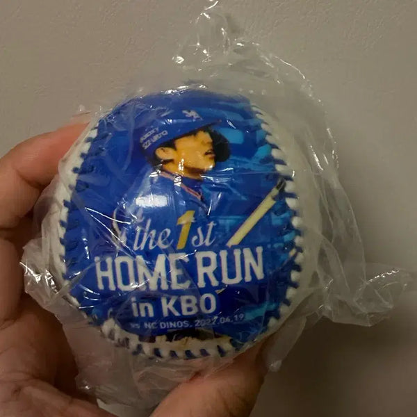 [BUNJANG] Samsung Lions Lee Jae-hyun First Home Run Commemorative Ball / 삼성라이온즈 이재현 첫 홈런 기념구