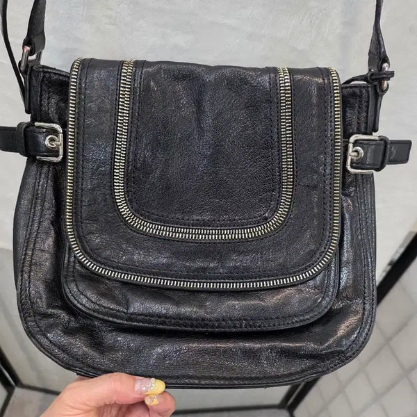 [BUNJANG] Michael Kors Vintage Black Leather Flap Shoulder Bag / [마이클코어스] 빈티지 블랙 레더 플랩 숄더백