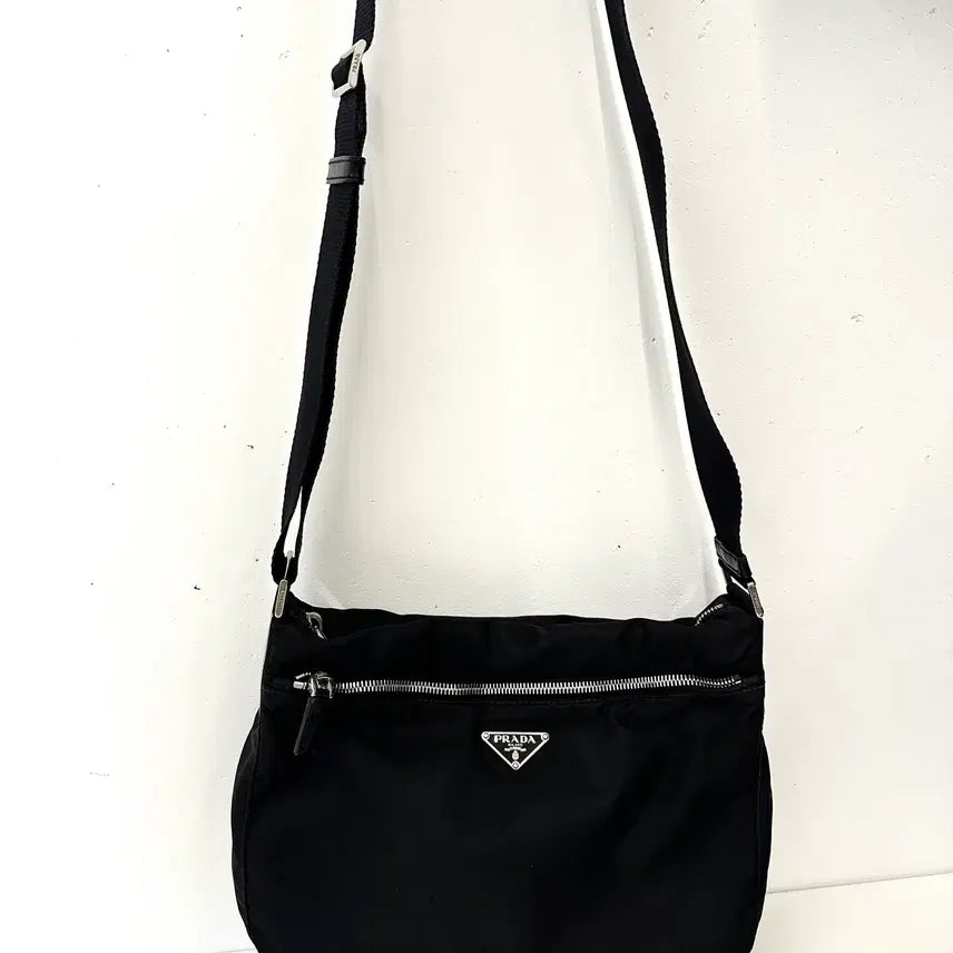 [BUNJANG] Prada Nylon Crossbody Bag / 프라다 나일론 크로스백