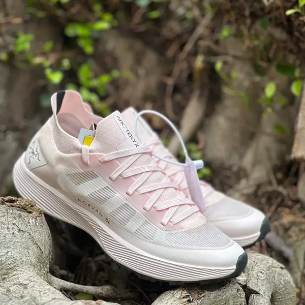 [BUNJANG] Arc'teryx Pink Lightweight Summer Sneakers / 아크테릭스 핑크  여성  경량 여름  운동화 스니커즈