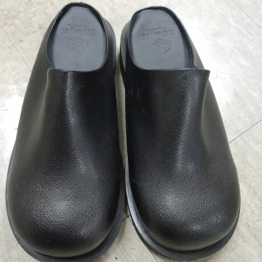[BUNJANG] Custommade Black Cowhide Mules (4cm Heel) / CUSTOM MADE 커스텀에이드 블랙 카우레더 뮬(굽4센치)