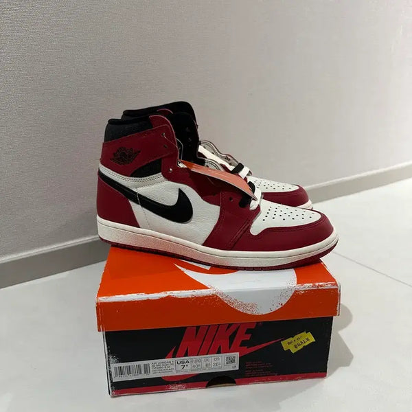 [BUNJANG] Air Jordan 1 Retro High OG Chicago 2022 / 조던1 레트로 하이 OG 시카고 2022 255