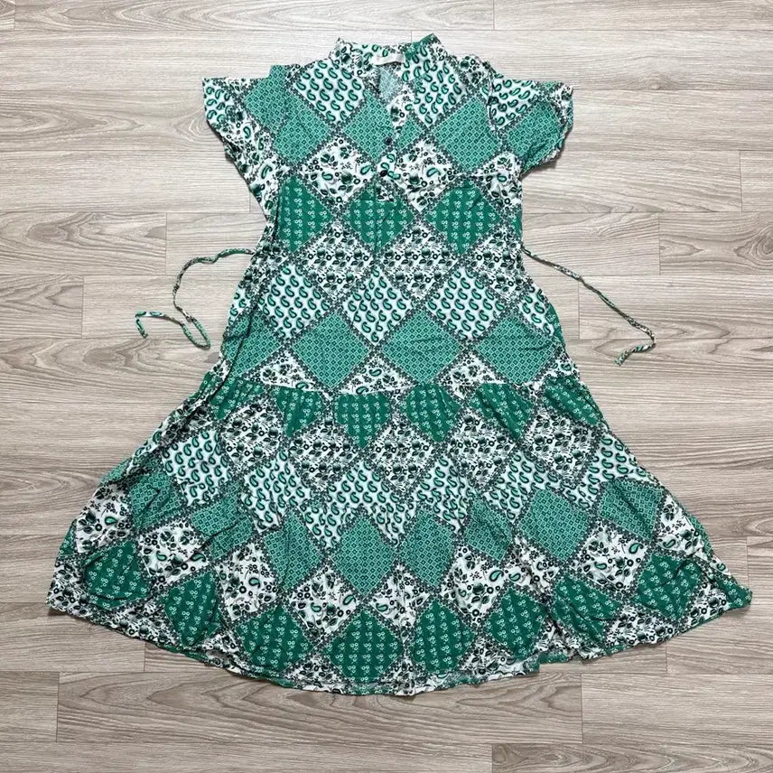 [BUNJANG] Grande-J Green Pattern Summer Dress Free Size / Grande-J 그린 패턴 여름 원피스 Free