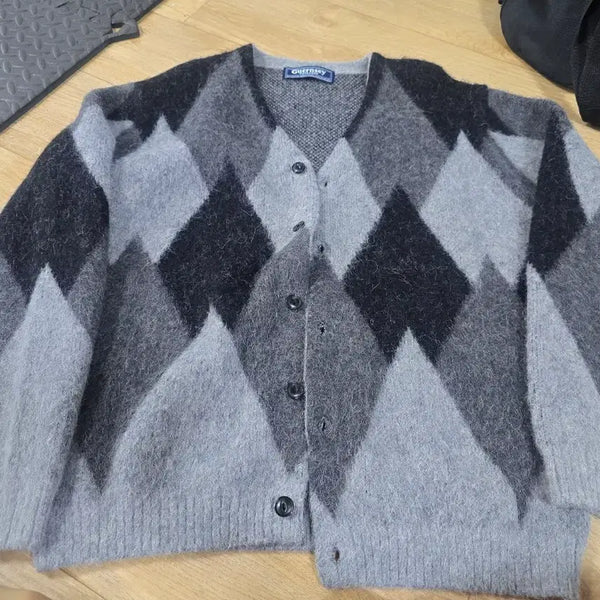 [BUNJANG] Guernsey Argyle Pattern Cardigan Sweater (Grey, L) / Guernsey 아가일 패턴 가디건 그레이,홀가먼트 스웨터,스웨터 판매