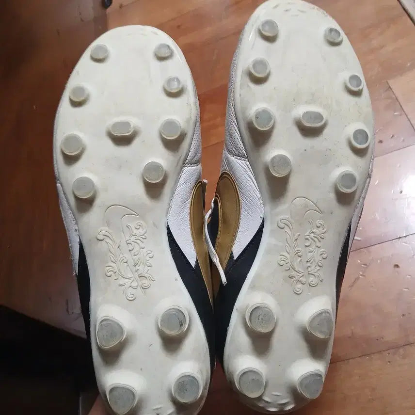 [BUNJANG] Nike Football Boots White Black Gold / 나이키 축구화 풋살화 흰검골드