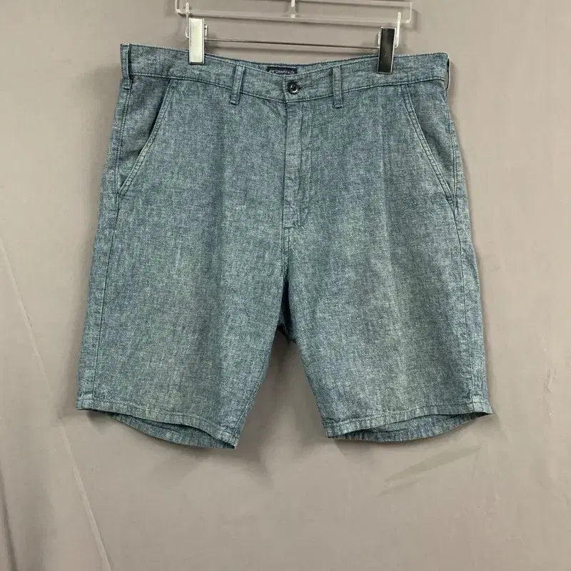 [BUNJANG] Levi's 34" Linen Blend White Tab Jacquard Shorts / 34인치 리바이스 린넨 혼방 화이트탭 보카시 쇼츠 반바지