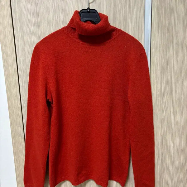[BUNJANG] 100% Cashmere Orange Turtleneck Knit Sweater / 오렌지색 터틀넥 니트 스웨터 캐시미어 100%