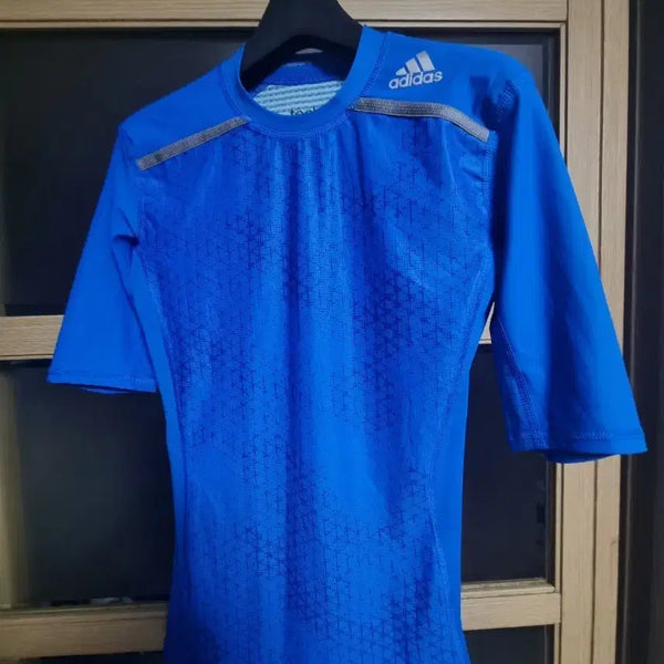 [BUNJANG] Adidas Techfit Short Sleeve T-Shirt (M) / 아디다스 techfit 반팔 티셔츠 m