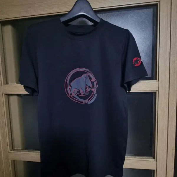[BUNJANG] Mammut Mammoth Logo T-Shirt Black XS / 마무트 매머드 로고 반팔 티셔츠 블랙 xs