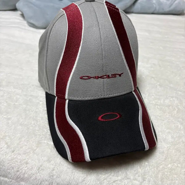 [BUNJANG] Oakley Trucker Cap L/XL Cement Grey / 오클리 트러커 캡 L/XL