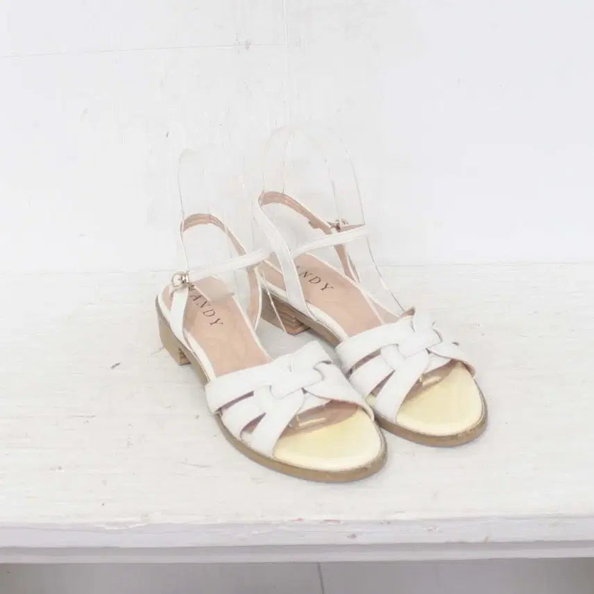 [BUNJANG] TANDY Women's Sandals 230mm Comfortable Daily Shoes / [정품]텐디 여성 샌들구두 230mm 편안한 데일리 신발 정인샵