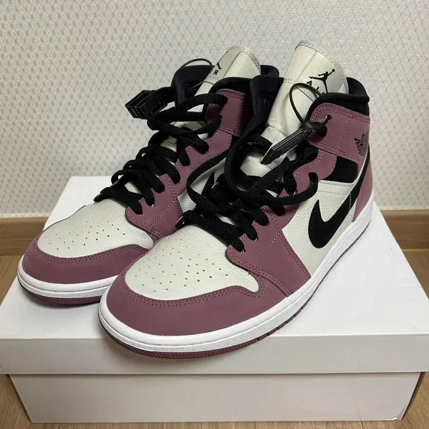 [BUNJANG] Air Jordan 1 Mid SE Light Mulberry Women's / 조던1 미드 SE 라이트 멀베리
