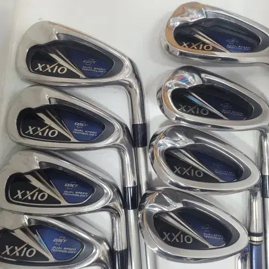[BUNJANG] XXIO XXIO 8 Carbon R #5-SW 8-Piece Golf Iron Set / 젝시오8 카본 R #5SW 8자루 피팅