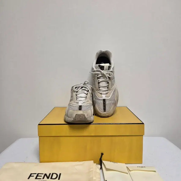 [BUNJANG] Fendi Men's Sneakers Size 8.5 / 정품 펜디 남성 스니커즈 신발 8.5 사이즈 팝니다