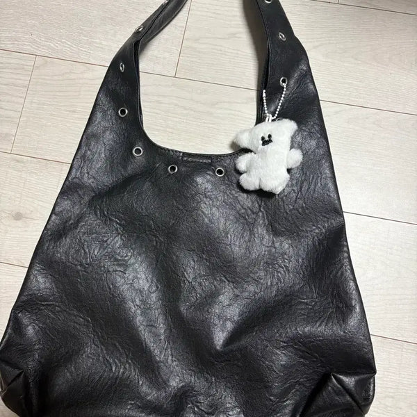 [BUNJANG] Black Leather Shoulder Bag with Keychain / 블랙 레더 숄더백 + 키링