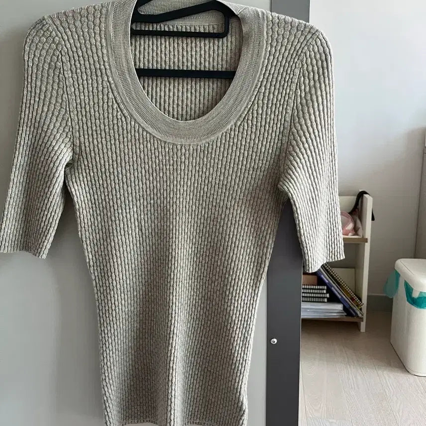 [BUNJANG] Theory U-Neck Basic Knit T-shirt (S) / 띠어리 유넥 기본 니트티셔츠(s)