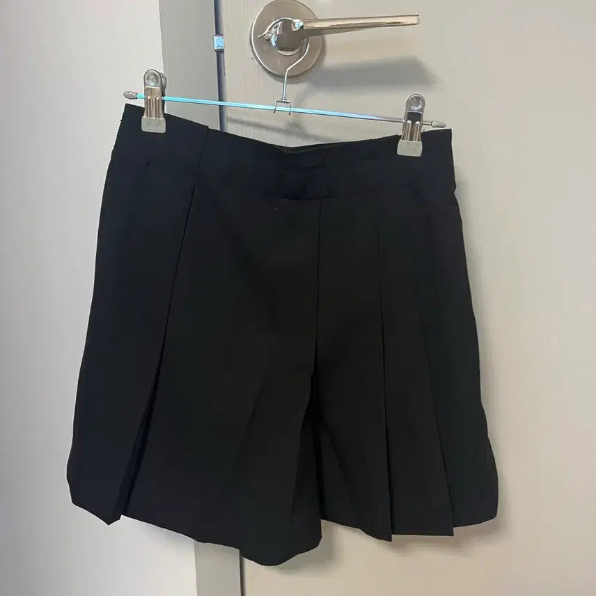 [BUNJANG] Time Pleated Skirt Pants (Black) / 타임 플리츠 치마바지(블랙)