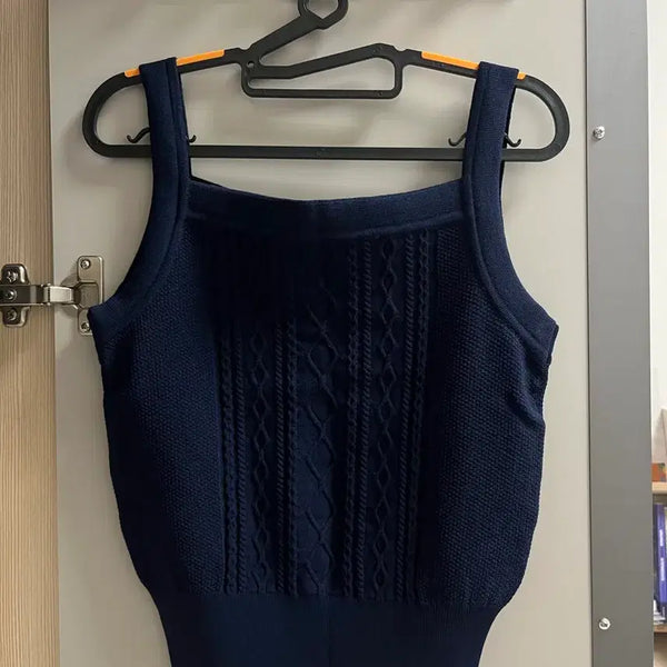 [BUNJANG] MICHAA Twisted Sleeveless Knit / 미샤 꽈배기 슬리브리스 니트(5)