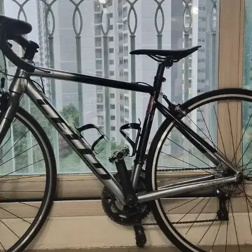 [BUNJANG] Cello Scality Road Bike (Beginner Recommended) / (마지막 가격)첼로 스칼리티 로드자전거(입문용 추천!!)