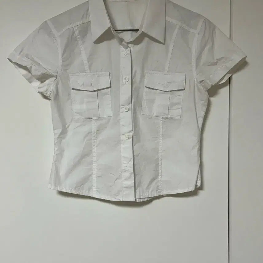 [BUNJANG] White Slim Fit Cropped Pocket Shirt / [새상품]흰색 슬림핏 크롭 포켓 셔츠