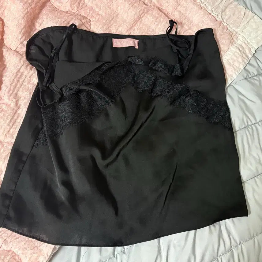 [BUNJANG] Super Swee Lace Black Slip Camisole / SUPER SWEE 레이스 블랙 슬립 나시