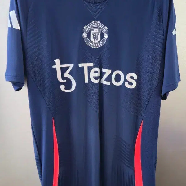 [BUNJANG] Adidas Manchester United Tiro 24 Pro Training Jersey / [ADIDAS] 아디다스 맨유 티로 24 프로 트레이닝 져지