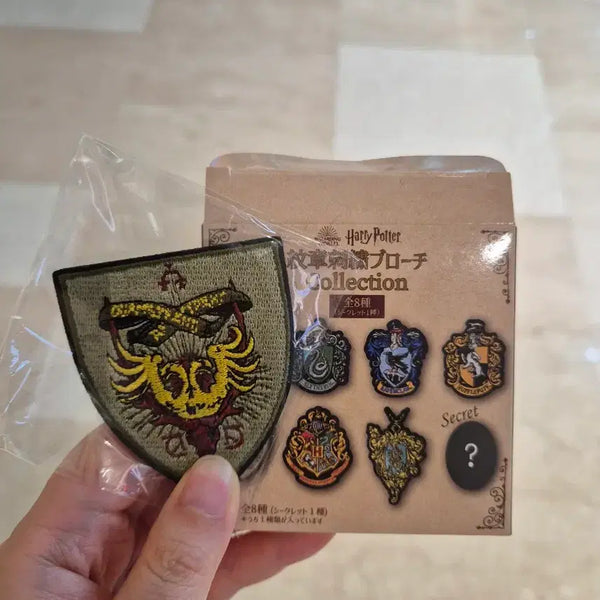 [BUNJANG] Durmstrang Embroidered Brooch Wappen Badge / 해리포터 자수 브로치 와펜 뱃지 덤스트랭