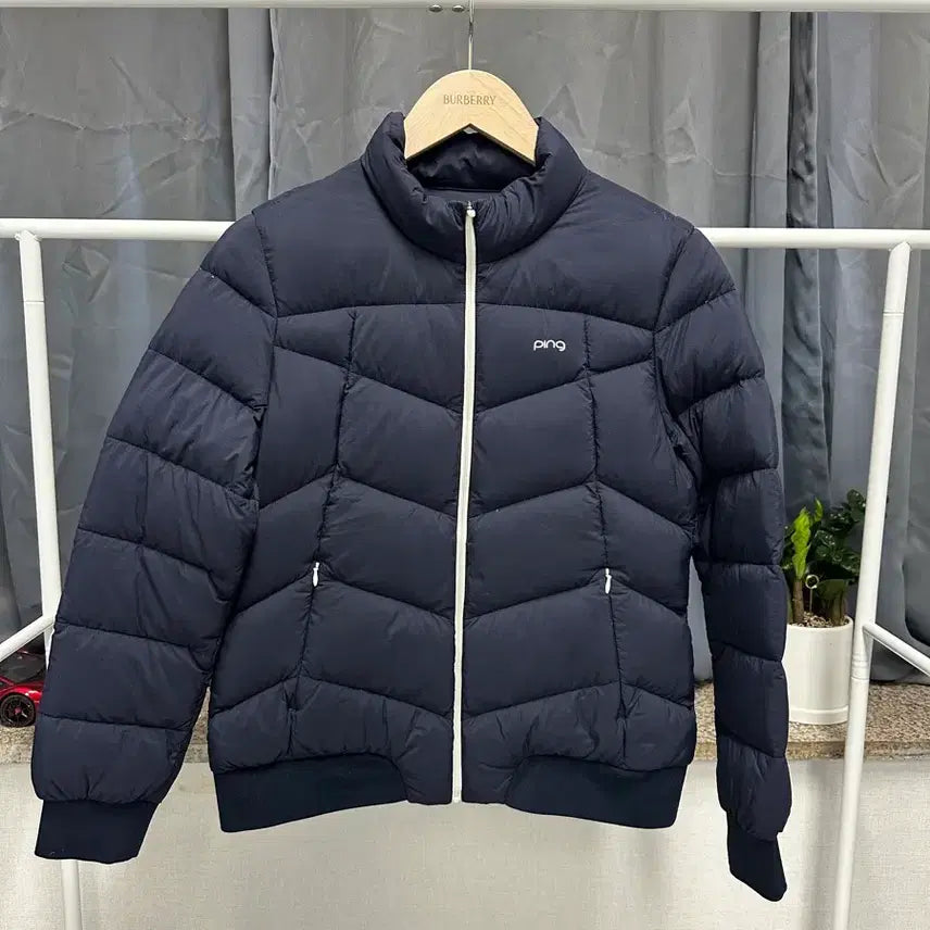 [BUNJANG] Ping Women's Lightweight Jumper Jacket Size 95-100 / [ 핑 ] 정품 / 여성95-100 / 골프 스윙 경량점퍼자켓
