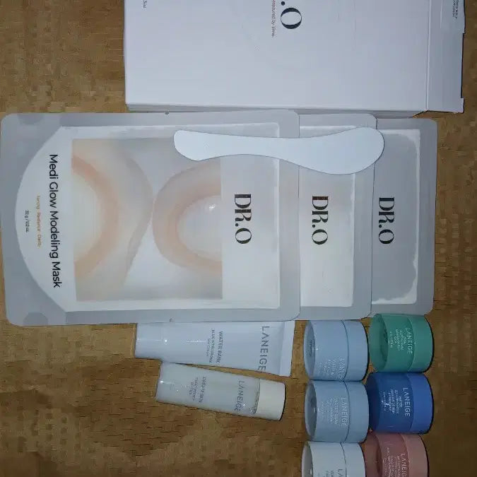 [BUNJANG] Dr. Oh MediGlow Modeling Mask 3-pack + Laneige Gift Set / (라네즈 사은품)닥터오 메디글로우 모델링 마스크 3개