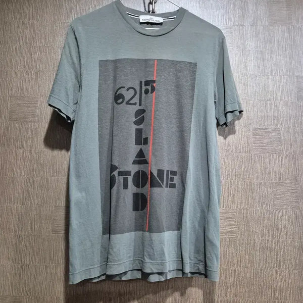[BUNJANG] Stone Island Short Sleeve T-Shirt Size 95 / 스톤아일랜드  반팔 티셔츠 95사이즈